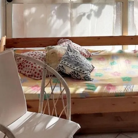 Charming House In With Enclosed Garden