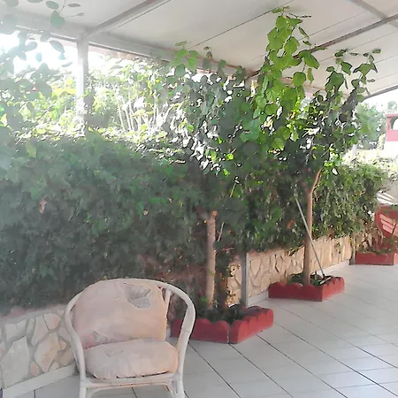 Charming House In With Enclosed Garden Σπίτι διακοπών